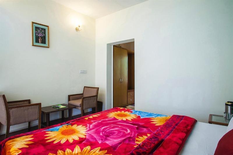 Oyo 28425 Dal Lake Resort 达兰萨拉 外观 照片